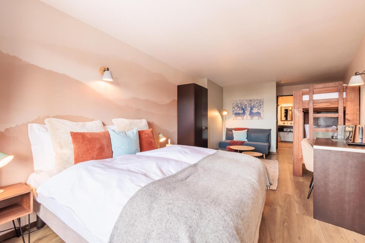 No 8 Bed & Bar Hotel Verbier Exterior photo